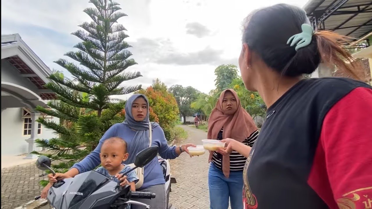 WAYAHE ANDUM KOLAK KANGGO TONGGO KIWO TENGEN DARI LEK DAMIS