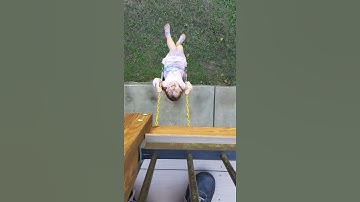 daisy on the swing