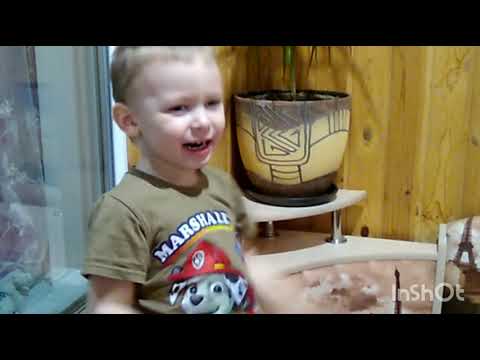 Издевательство над робёнком!