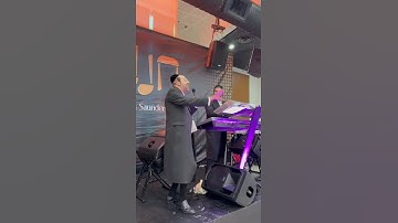 Thumbnail of אהרלע סמט בביצוע לשיר הלוואי של שמוליק קליין