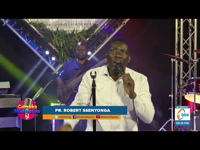 Mukama Mulungi - Legendary gospel artist Robert Ssenyonga | #BBSCamuka class=