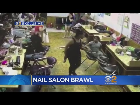 Nail Salon Closing At 9pm