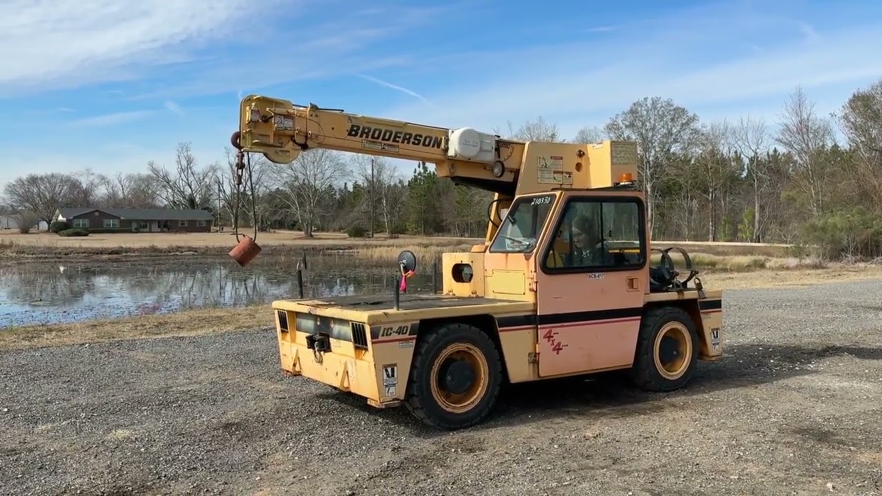 2014 BRODERSON 1C-402C CARRY DECK CRANE 306 For Sale