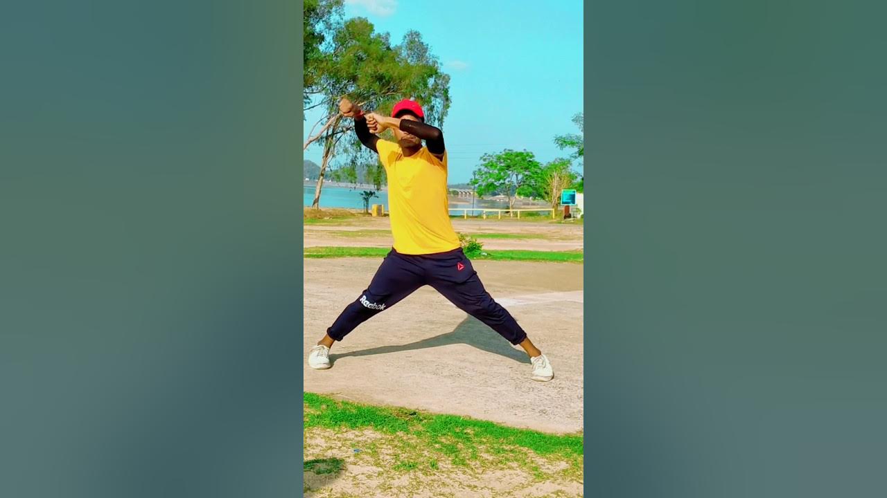 in the club dance cover Taufiq Akmal hip hop style short dance