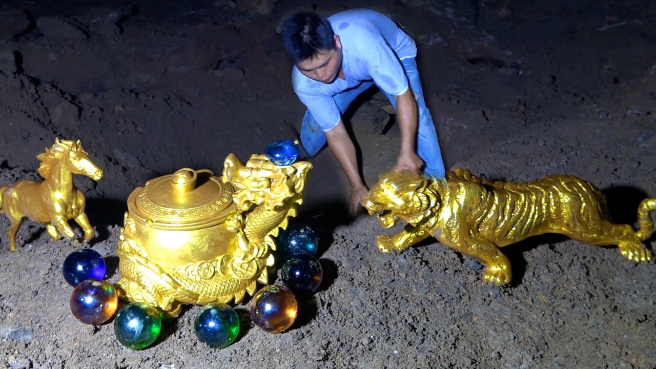 I explored the treasure in the ghost cave and dug up the dragon, tiger, horse and seven dragon