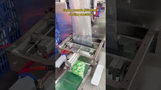 Candy granule filling and sealing machine