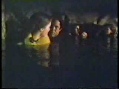 240-Robert — tráiler