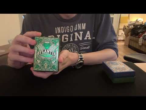 Deck Review Atlantis Deck Rise Edition & Caesar Deck Blue & Green by Riffle Shuffle | Deutsch
