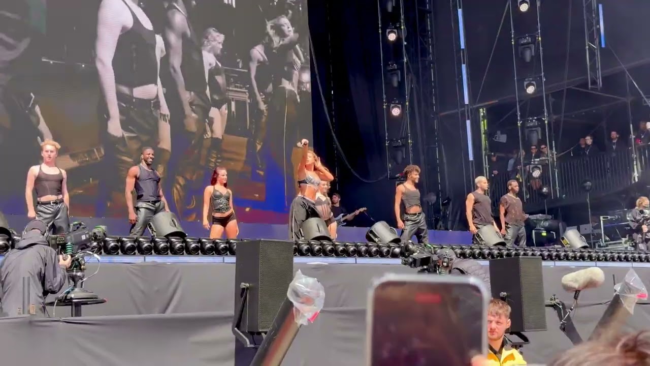 Tate McRae - Greedy | Radio One - Big Weekend - Liverpool | 25.05.25