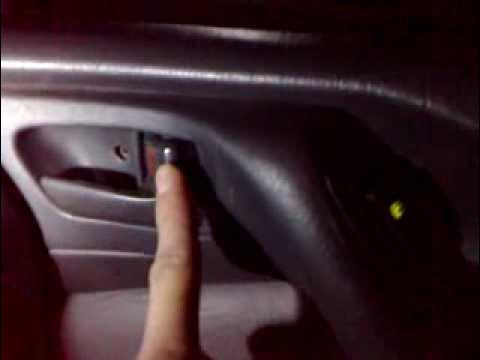 Обшивка двери на Toyota Carina AT211 - Купить запчасть ш/к 2953108