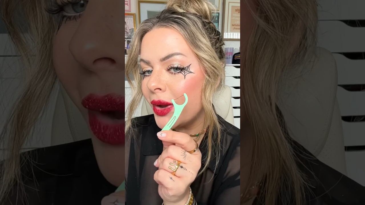 What the WHAT! FLOSS for spiderweb eyes!? VC: @Mimiermakeup1 #easyhalloweenmakeup #spiderwebeyes