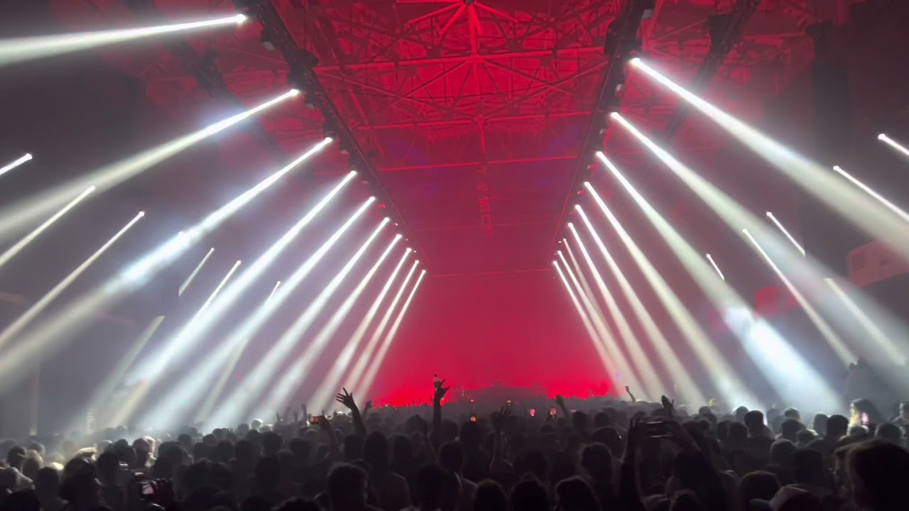 Eric Prydz at Brooklyn Navy Yard - Depeche Mode - Never Let Me Down Again (Eric Prydz Remix)11-27-21