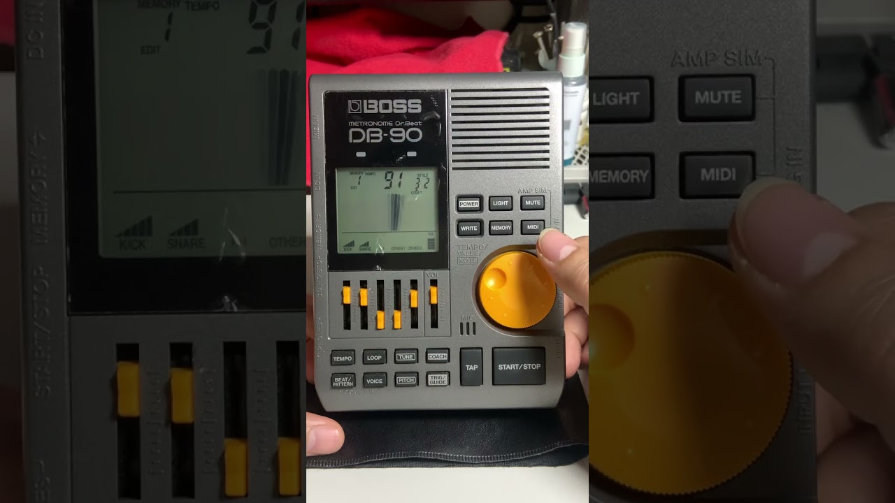 BOSS DB-90 testing - Internal speaker - YouTube