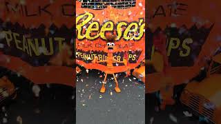 Reese metal Man waking up @reeses #reeses @Hershey #Hershey @Hersheycompany