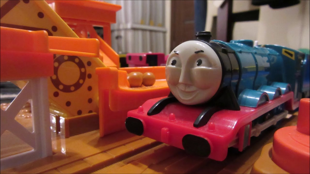 TOMY Henio Prowadzi Ekspres FULL HD