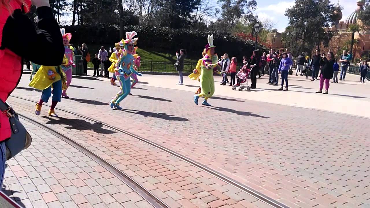 La parade du printemps a Disney lande Paris