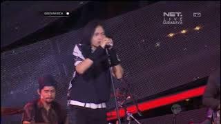 GIGI - BENDERA (LIVE MONUMEN JALESVEVA JAYAMAHE SURABAYA)