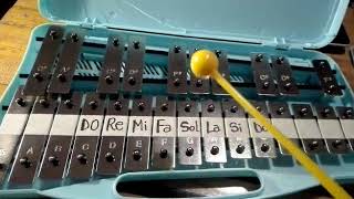 MELODIA N° 3    LAS MANITOS o FRAY JACOBO en metalófono