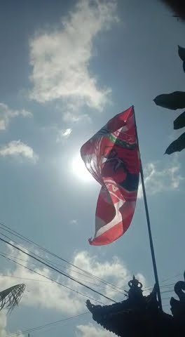 bendera partai kebangkitan Nusantara berkibar
