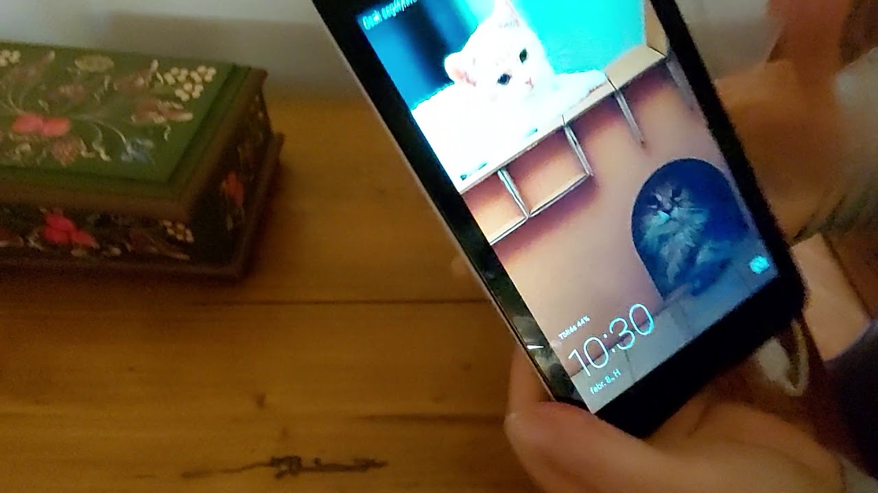 charging a smartwatch