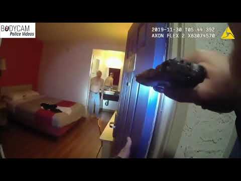 suspect-pulls-weapon-on-officers---bodycam-police-videos