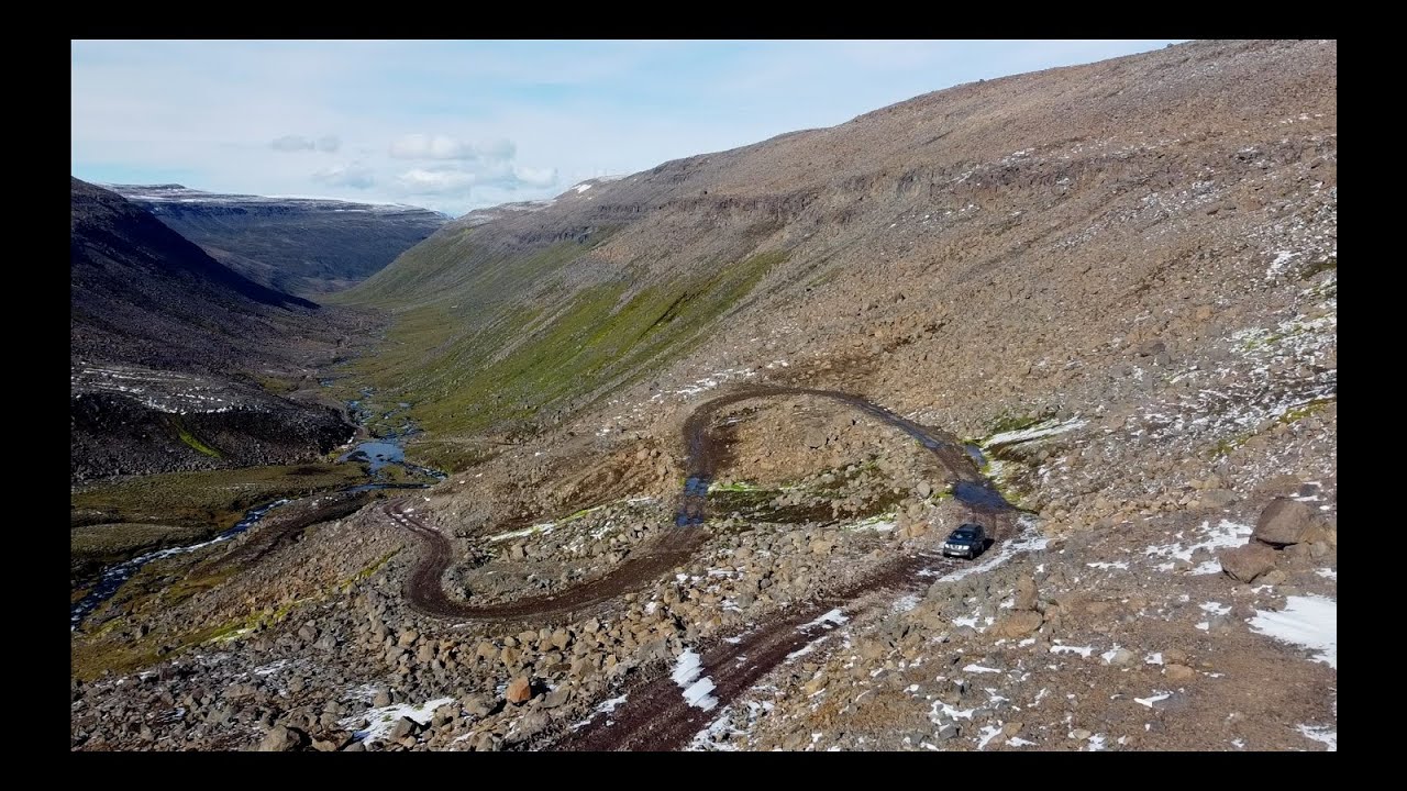 Road F821, Iceland (with Nissan Pathfinder R51) — Eyjafjarðarleið — video poster