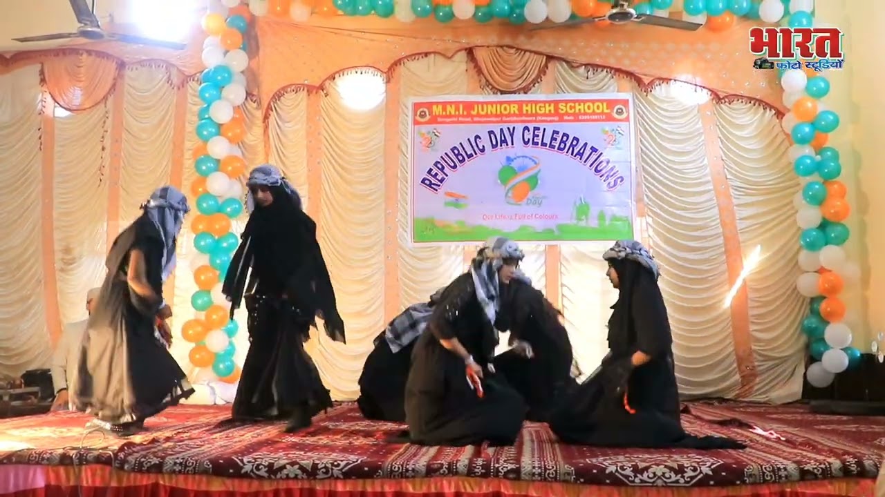 Aksha 😊 labbaik ya ismalanah labbaik ya allahumma 🥰🥰🤗 performance by hijabi girls performance 🥰🤗