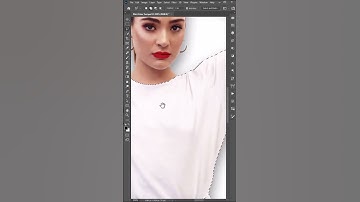Change Dress Color in Realistic Way in Photoshop