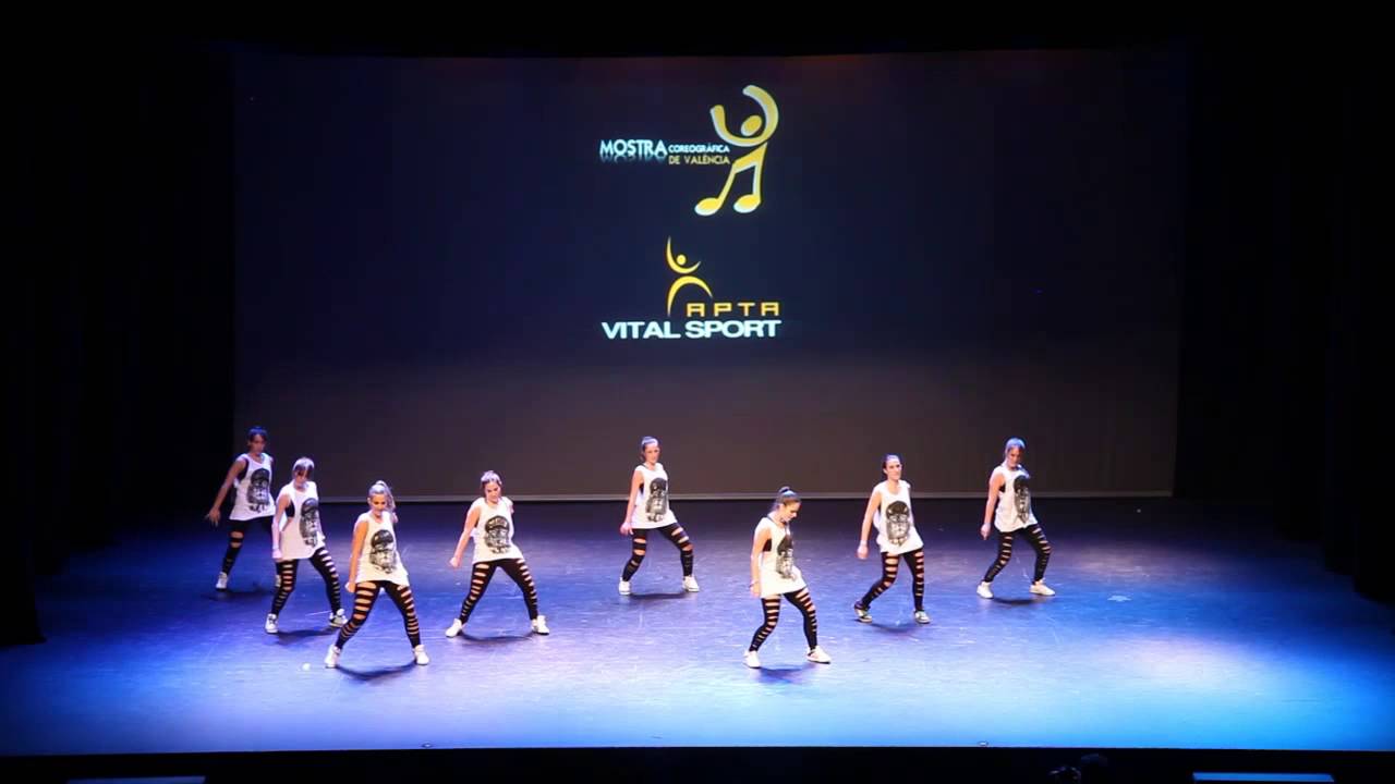 Mostra coreográfica de Valencia 2013 -- ESCUELA DE DANZA DE ESTHER MORTES entrenamiento funcional aplicado a los deportes