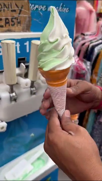 ₹10 wali Softy 🔥 || best softy in Delhi #shorts #icecream #softy #streetfood #foodvideo #kulfi