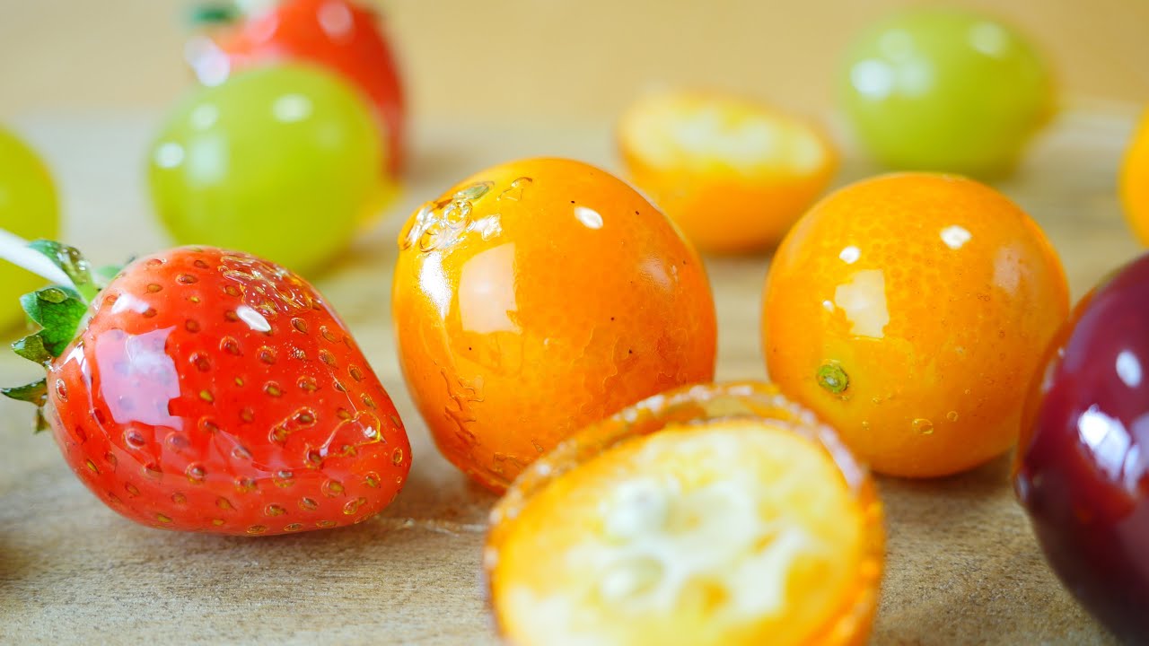 Candied Fruits 金柑と苺と葡萄のフルーツ飴 | MosoGourmet 妄想グルメ