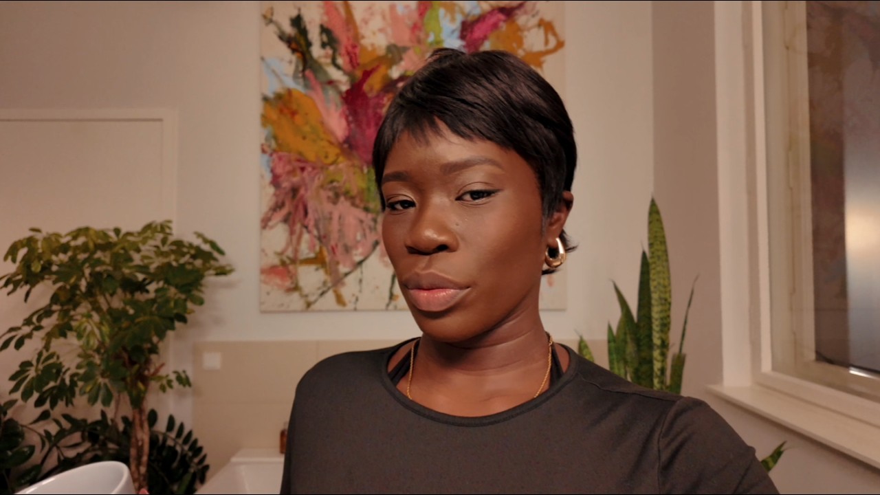 work, rest, party repeat (IN BERLIN 4 MONTHS PREGNANT)