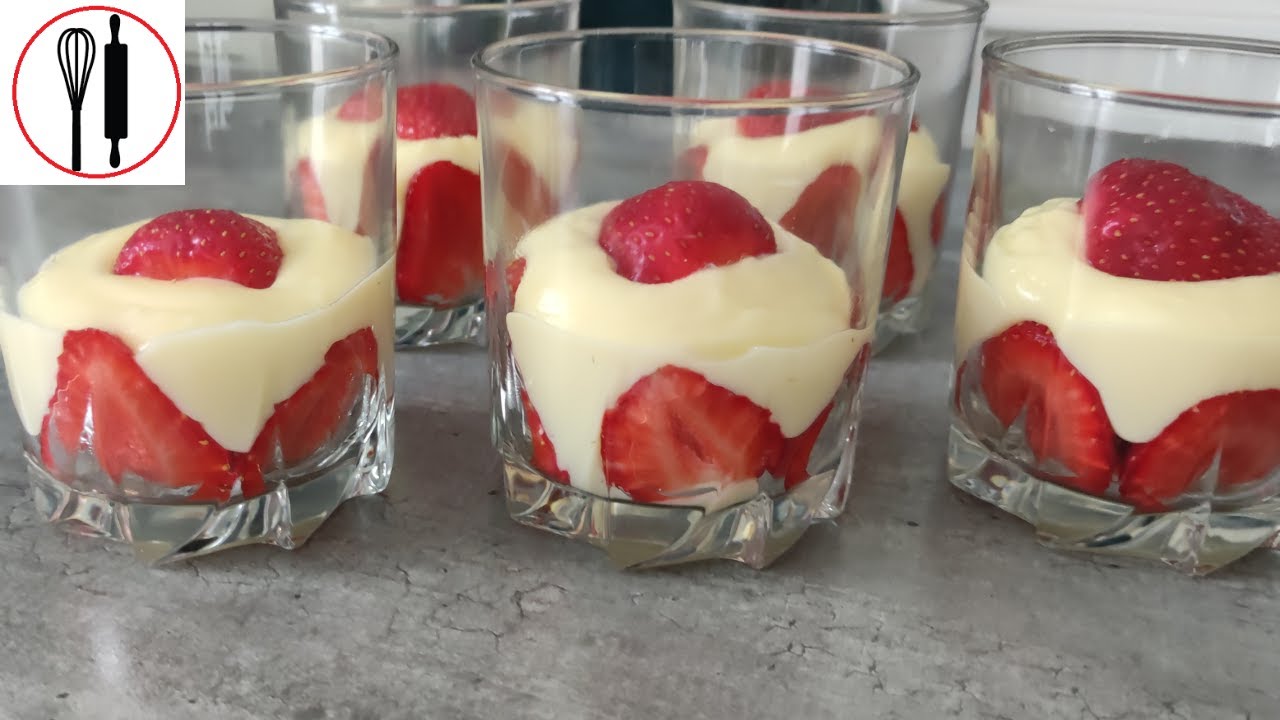 Verrines Gourmandes à la Crème Pâtissière Vanillée et Fraises Fraîches