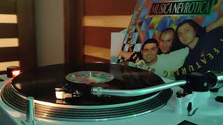 Download Lagu DJ Maxx Featuring DJ Giangy Featuring DJ Buby - Bim Bum Bam - 1996 MP3