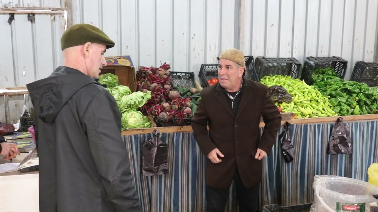 Khaled Boukhenoufa GAG 06*le marché* n'oubliez pas d'abonnée partager et liker merci 🙋🙋🙆🙆