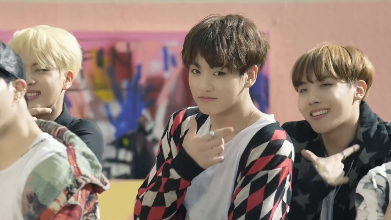 BTS- FIRE- FANGIRL VERSION - YouTube