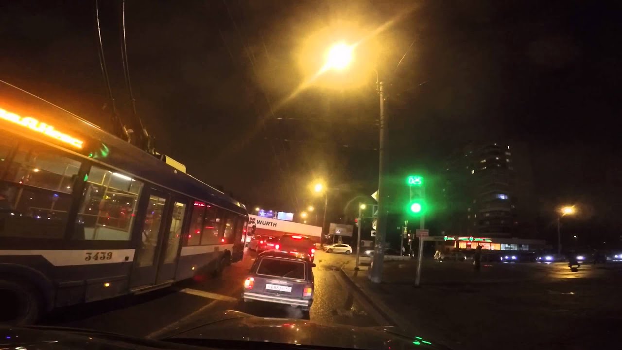 Авто на большевиков