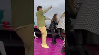 Esa PEÑA de la SUPER OLLA!!! #feria #ferias #olla #peña #fiestas #fiesta #shorts