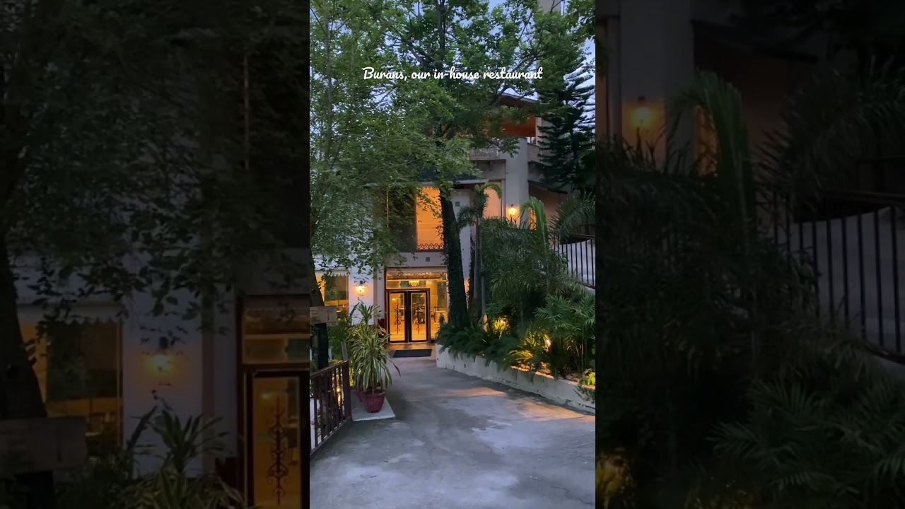 📍Raga on the Ganges, Rishikesh. Our restaurant is perfect for a fine dining experience 