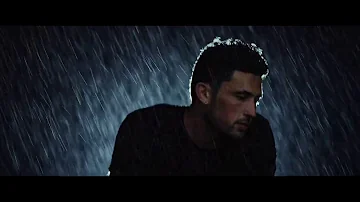 Michael Ray | Whiskey And Rain (Performance)