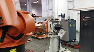 Kuka Schweissroboter KR30-2 mit zwei Kipptische