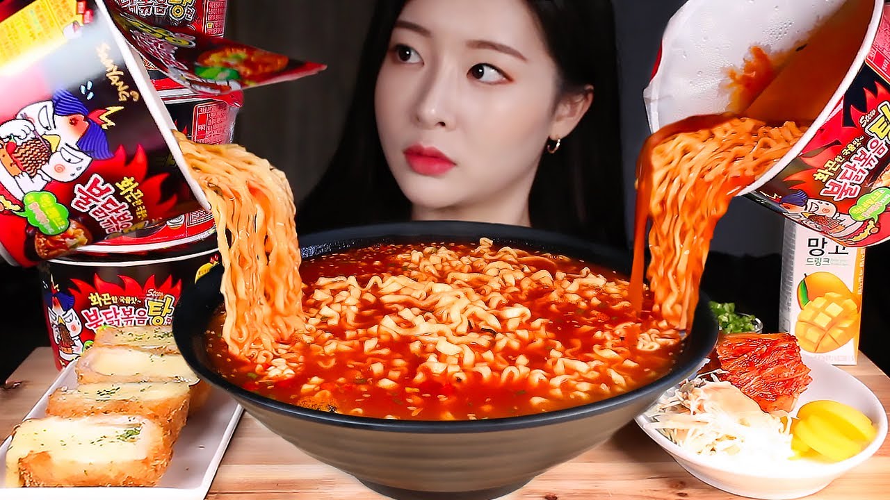 มาม่าชีสเกาหลี 2022 ASMR ก๋วยเตี๋ยวไก่ไฟรสเผ็ด 🔥 หมูทอดชีส * ราเมนถ้วยเผ็ดเกาหลี MUKBANG Eating Show
