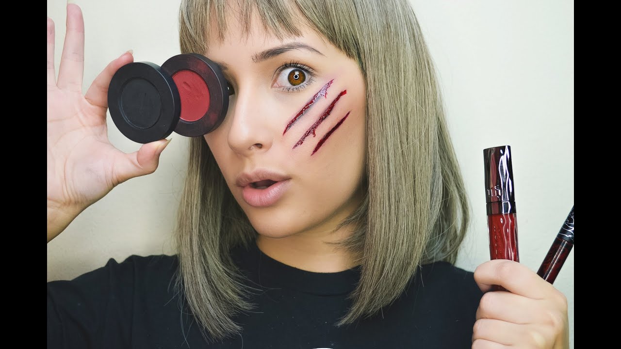 How Do You Make Fake Blood With Lipstick?