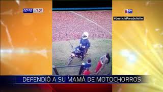 Niño defiende a su madre de motochorro que la asaltó