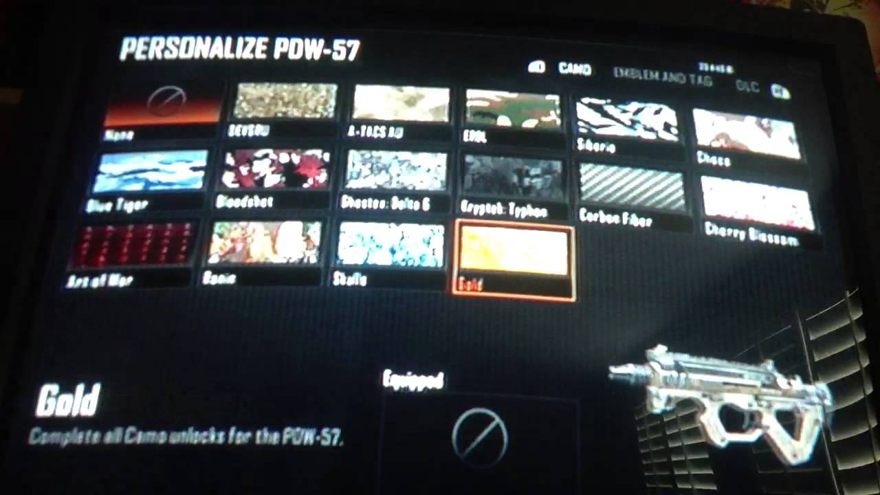 Black Ops 2 Gold Vector K10, MP7, and PDW-57