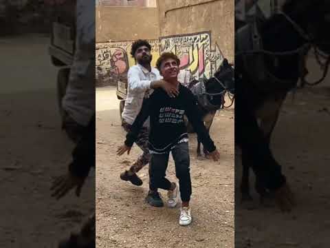 انا اصلا مش جاي علشان الهدايا انا جاي اقولك كلمتين حبيبتي مترجعيش انتظرو الكليب الجديد