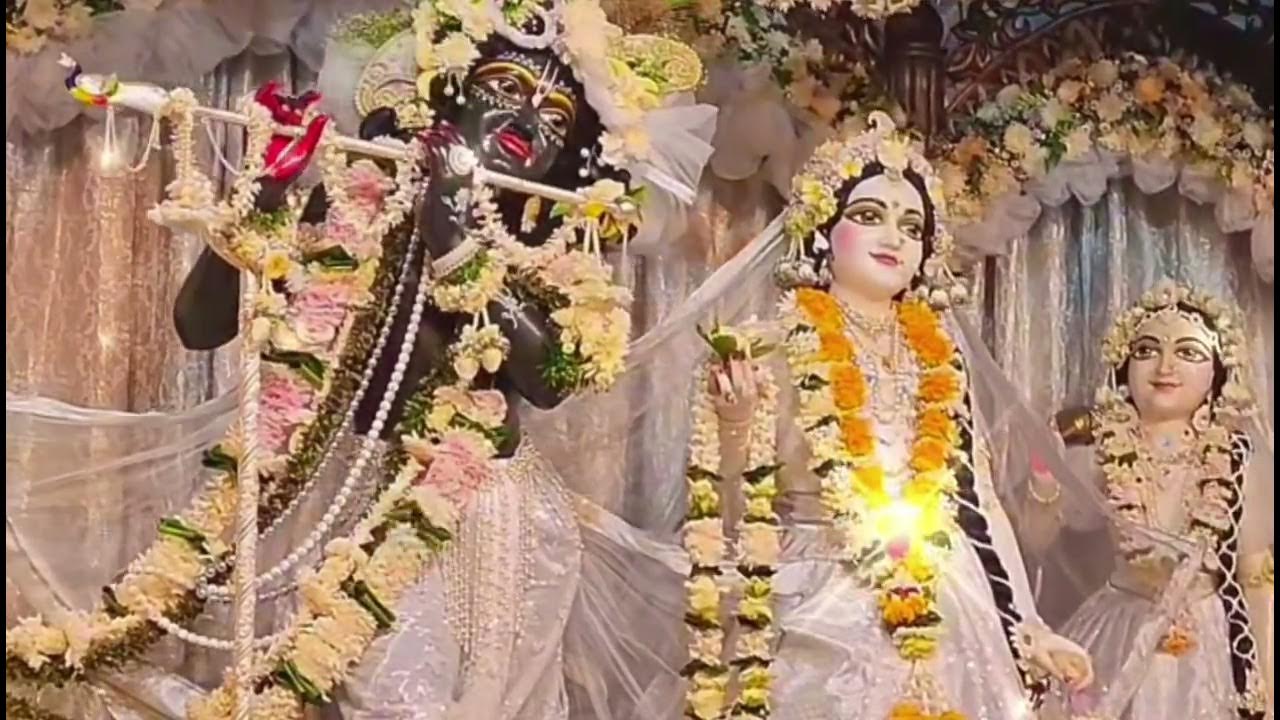 aayo nand gaon se holi khelan