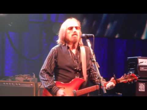 Tom Petty and the Heartbreakers.....Free Fallin'.....6/29/17.....Chicago