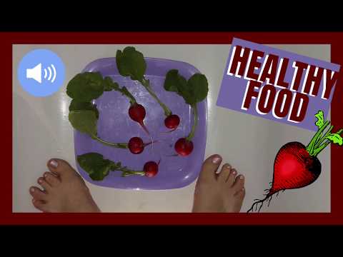 35 - FEET FOOD CRUSHING (Radieschen)