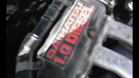 Daihatsu Charade Diesel Engine Running